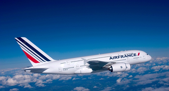 Air France passengers arrive in Paris after Kenya bomb scare